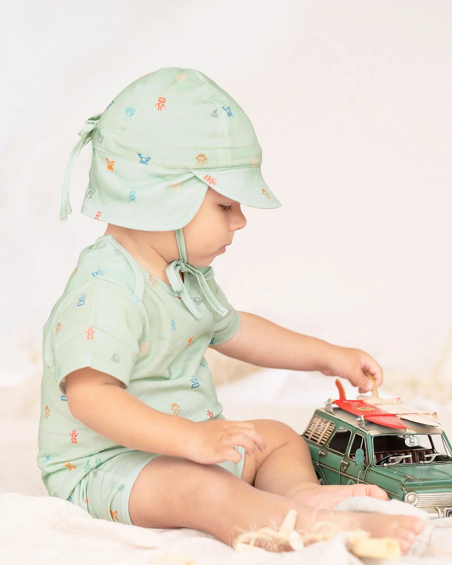 Toshi Onesie S/S Classic - Cyborg Theme