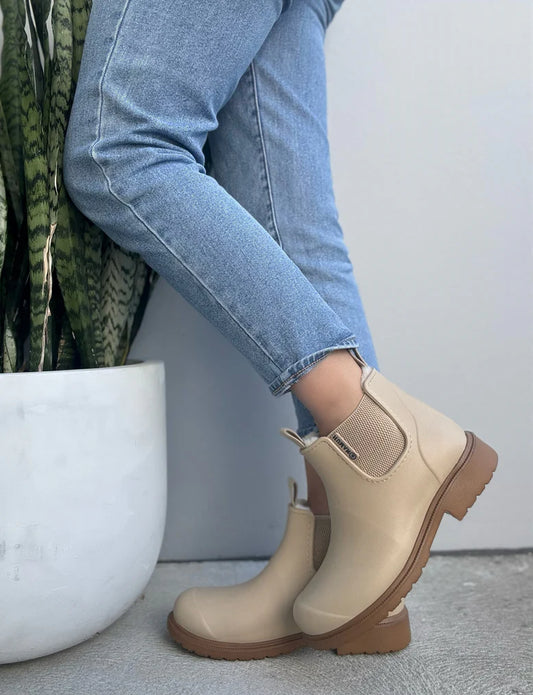 Human Cooma Boots - Sand