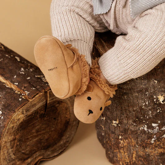 Pretty Brave Cosy Moc Face - Tan