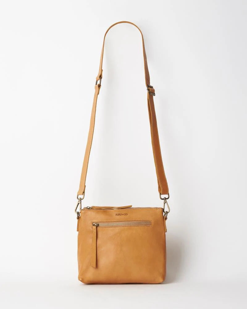 Juju & Co. Large Essential Pouch | Tan