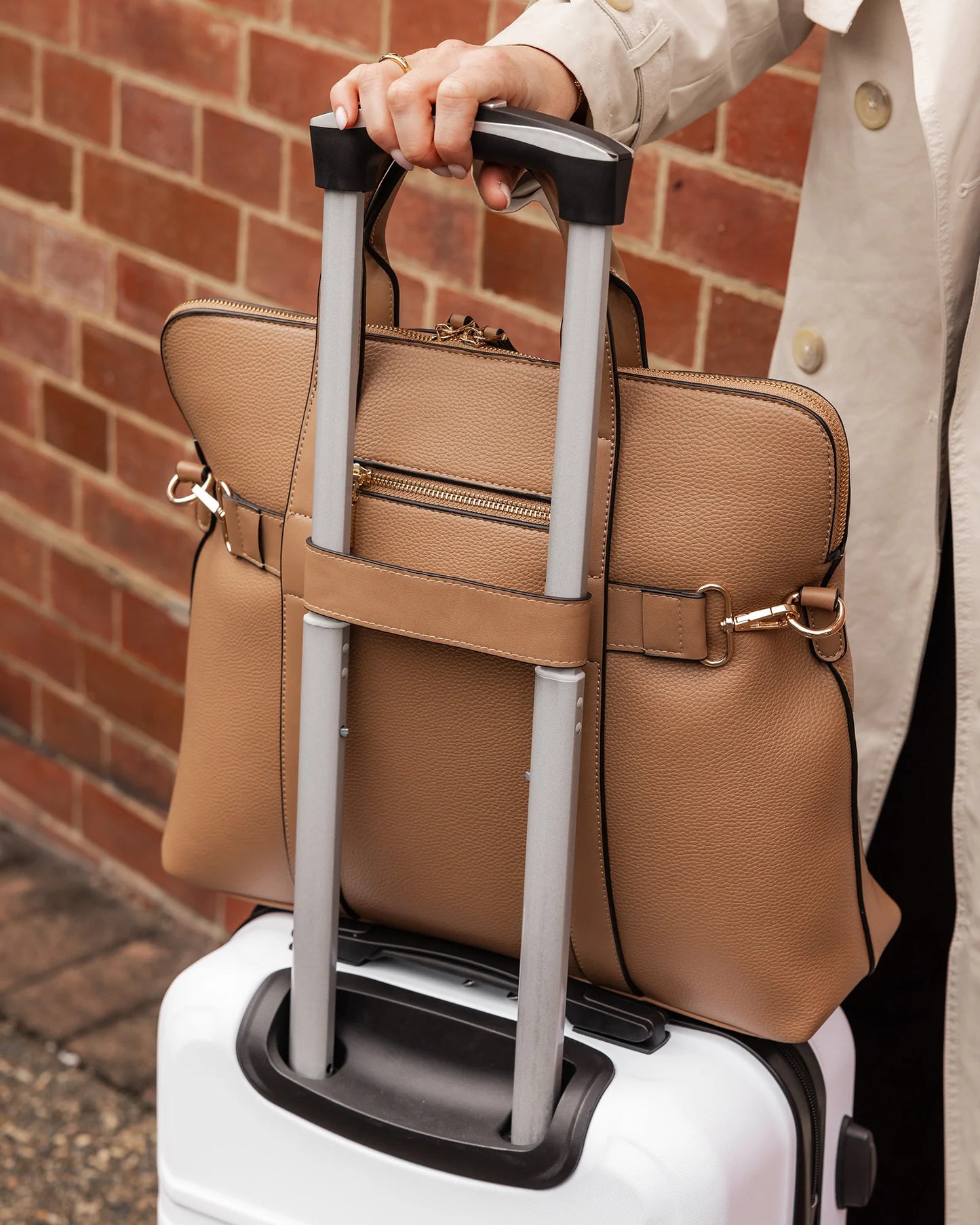 Louenhide Rhodes Laptop Bag | Latte