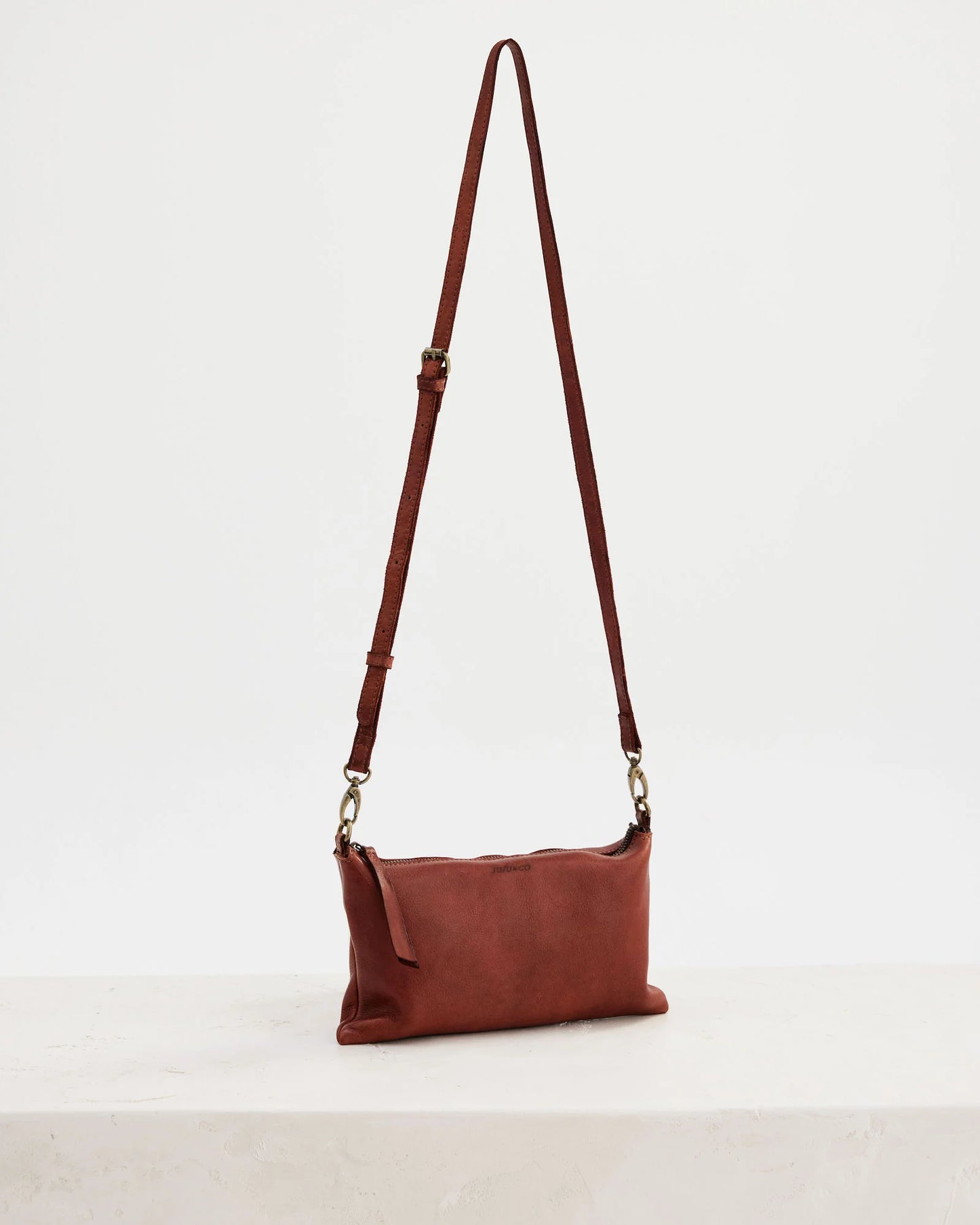Juju & Co. Monterey Crossbody Cognac