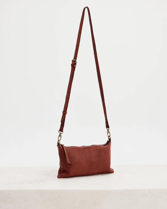 Juju & Co. Monterey Crossbody Cognac