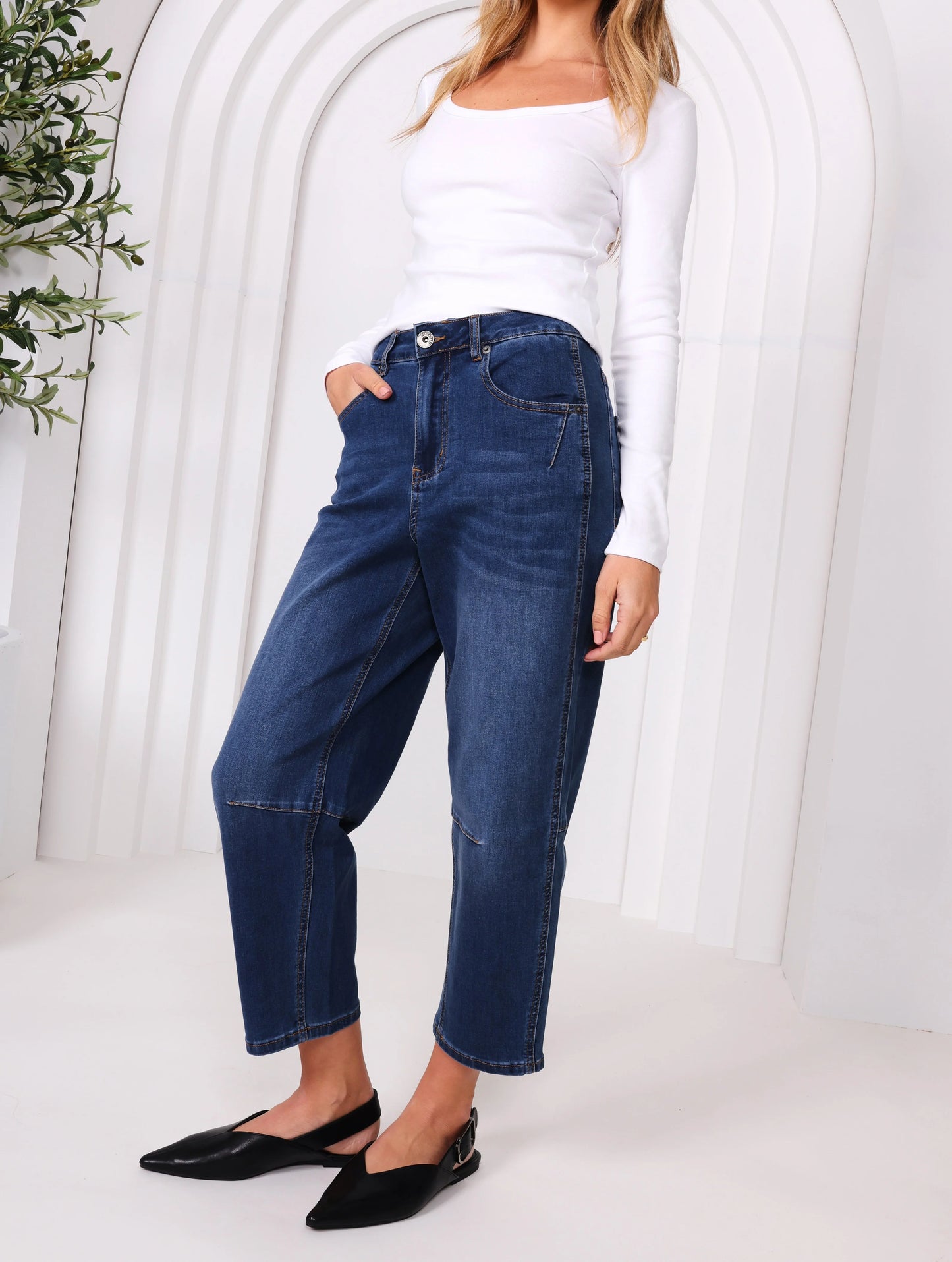 Toni Barrel Jeans - Dark Denim