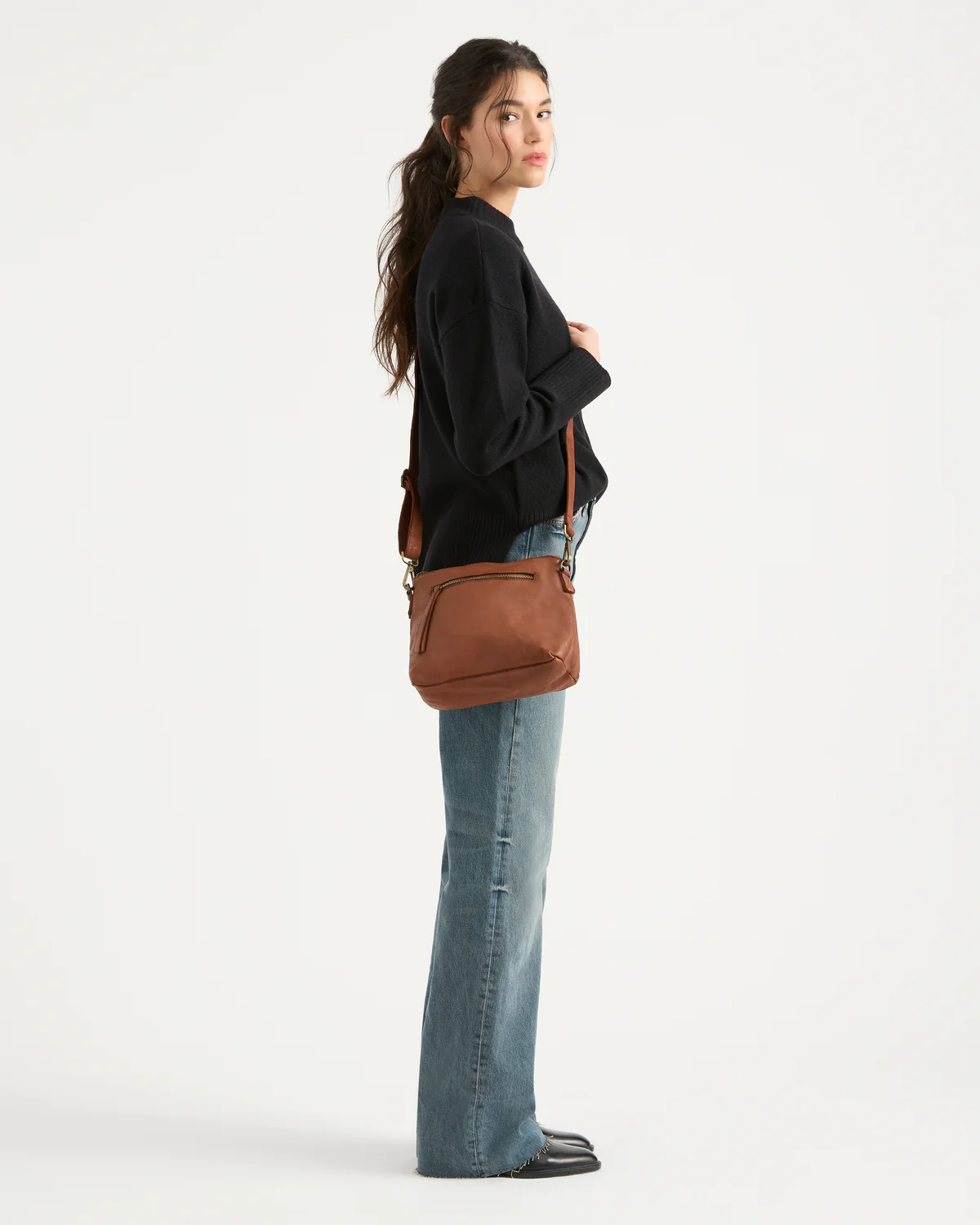 Juju & Co. Large Essential Pouch- Cognac