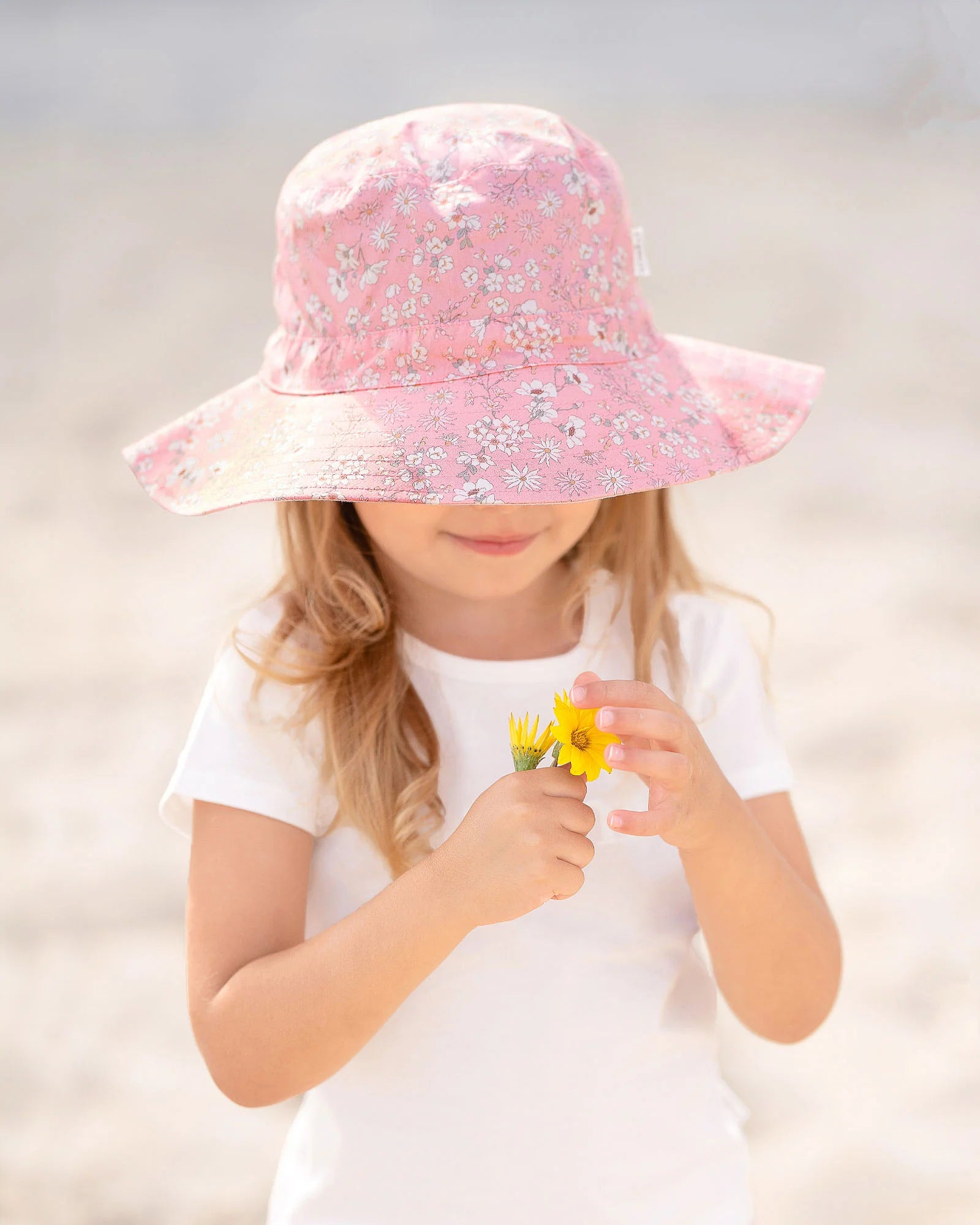 Toshi Sunhat- Eva Blossom